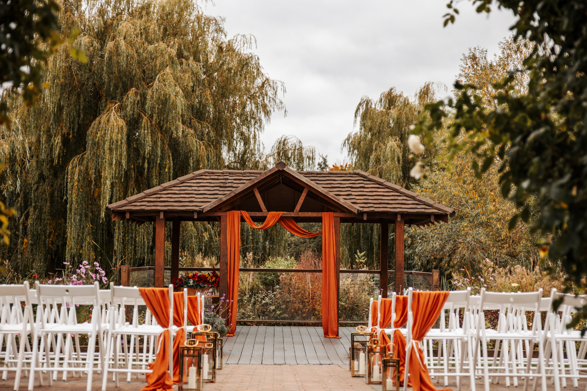 wootton park autumn wedding sparkle event styling (2).png