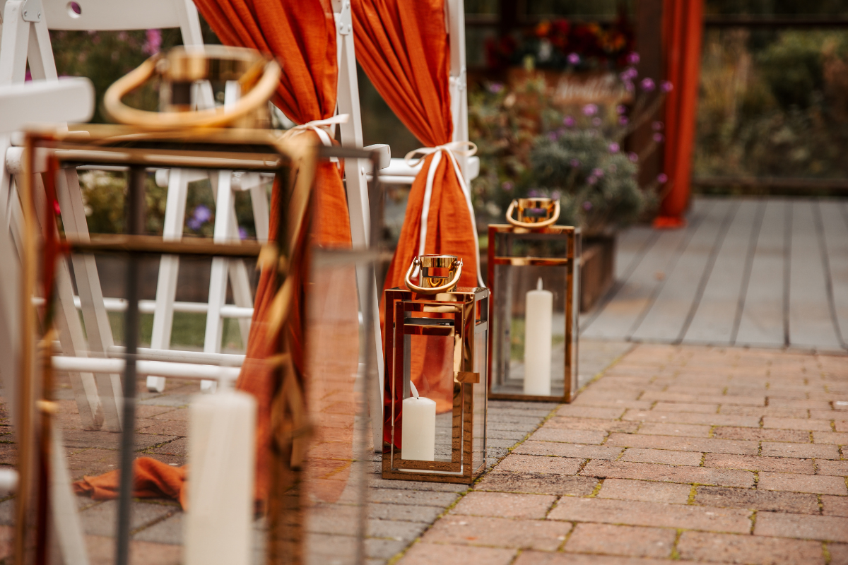 wootton park autumn wedding sparkle event styling.png