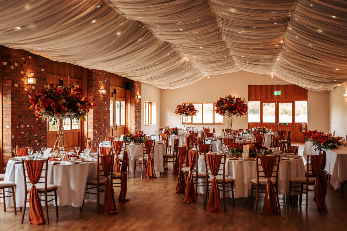 wootton park autumn wedding sparkle event styling (12).png