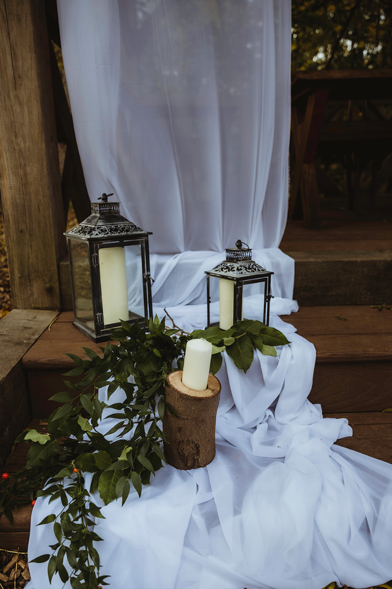 outdoor wedding ceremony sparkle event styling (3).png
