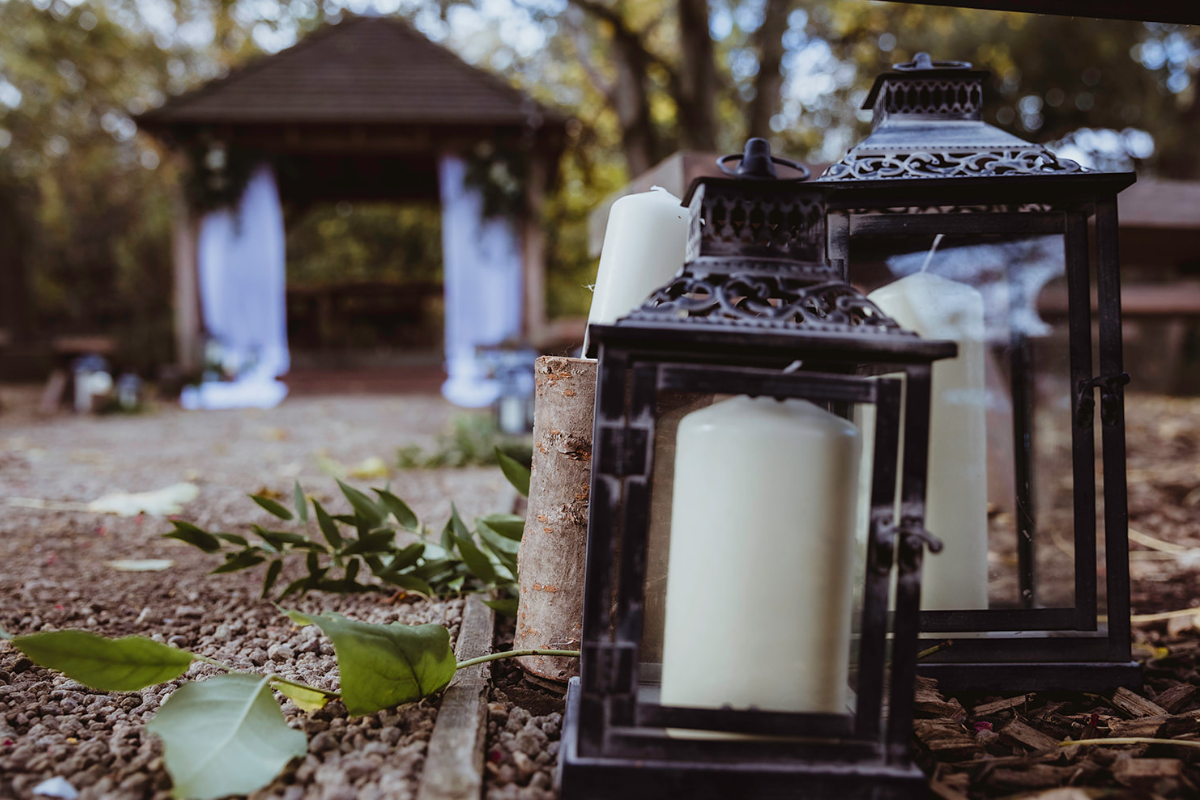 outdoor ceremony sparkle event styling (2).png
