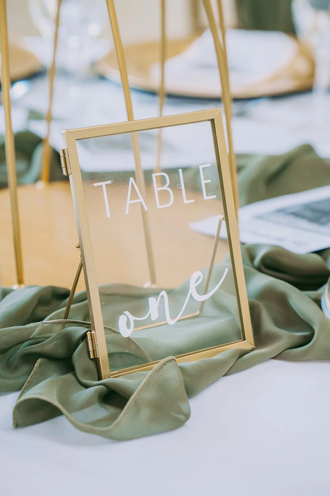 Table Number Frame Prop.