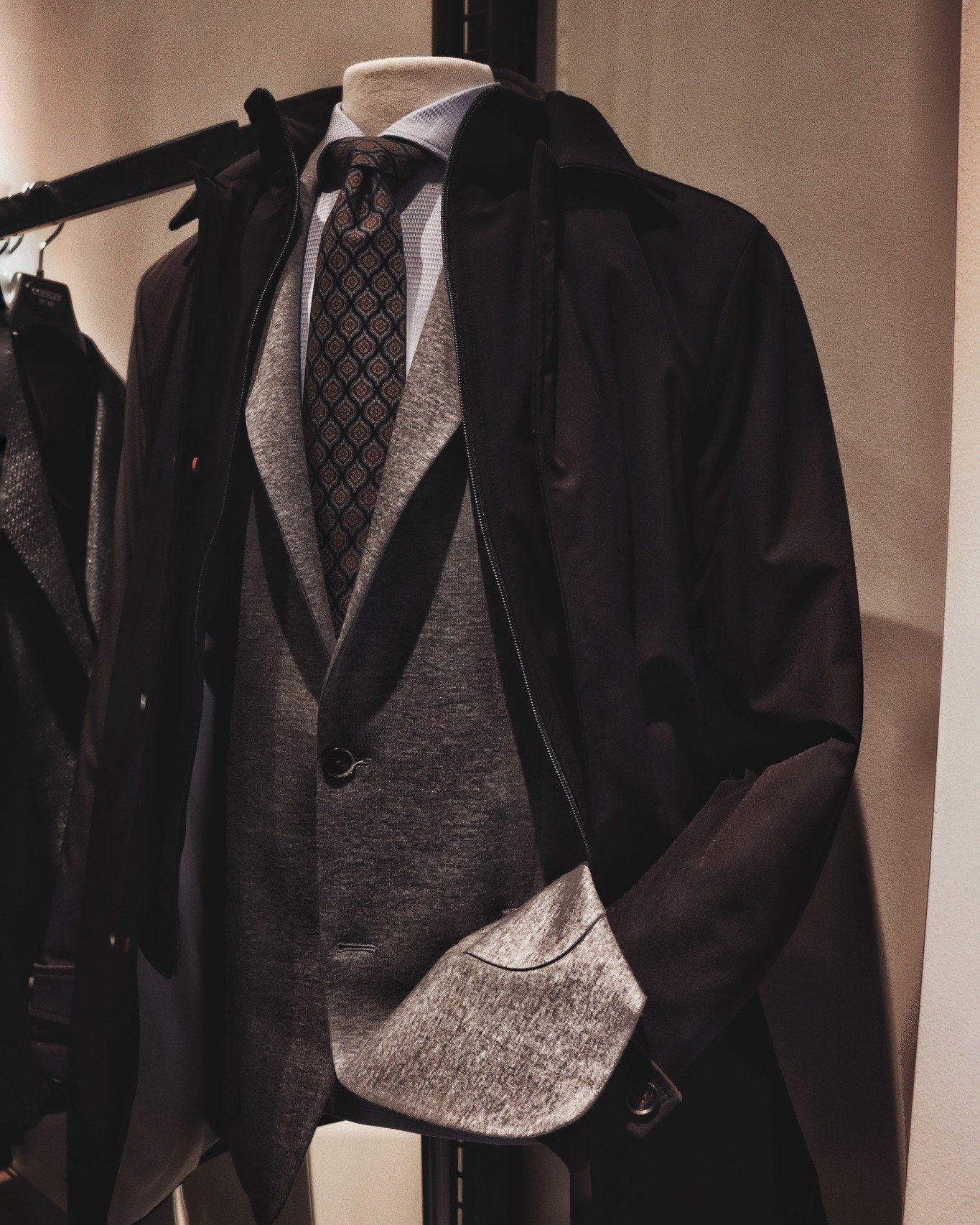 Our outerwear collection is designed for men who need functional and stylish layers as the temperatures drop. #OuterwearGoals #FallFashion #TorontoStyle #CarpeDiemMen