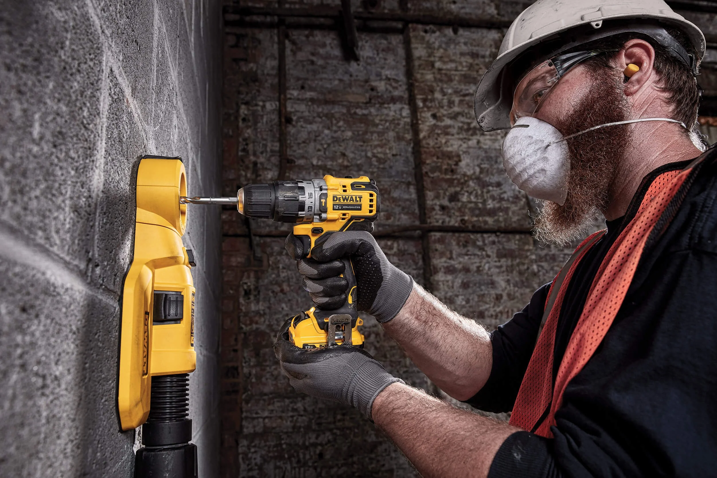 hammer-drill-dust-extraction-drilling-wall.jpg