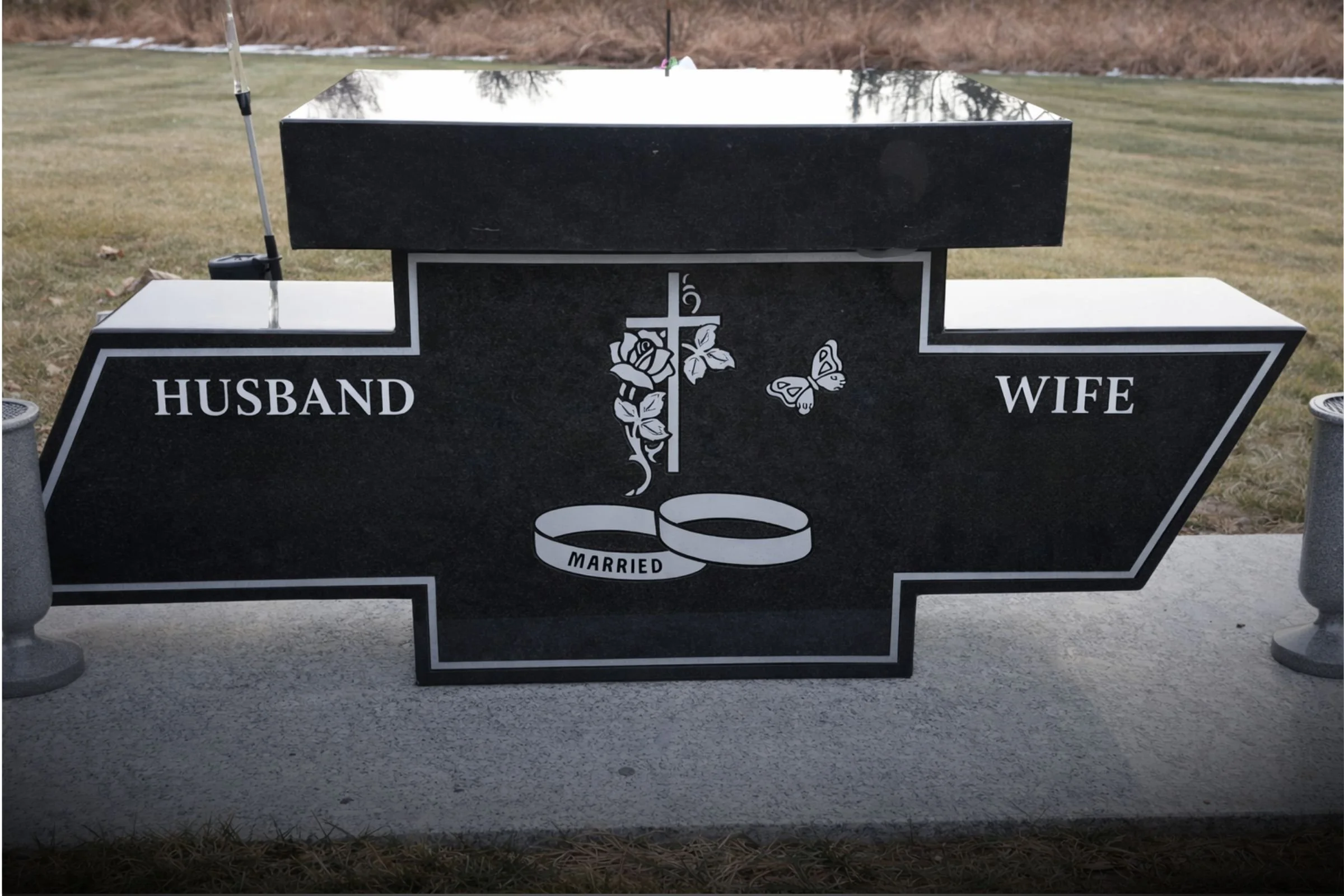 How Couples Can Pre-Plan a Shared Monument With Meaning