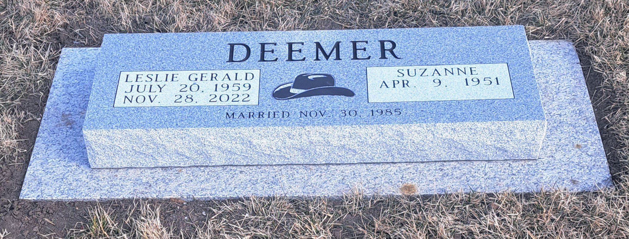 DEEMER.jpg