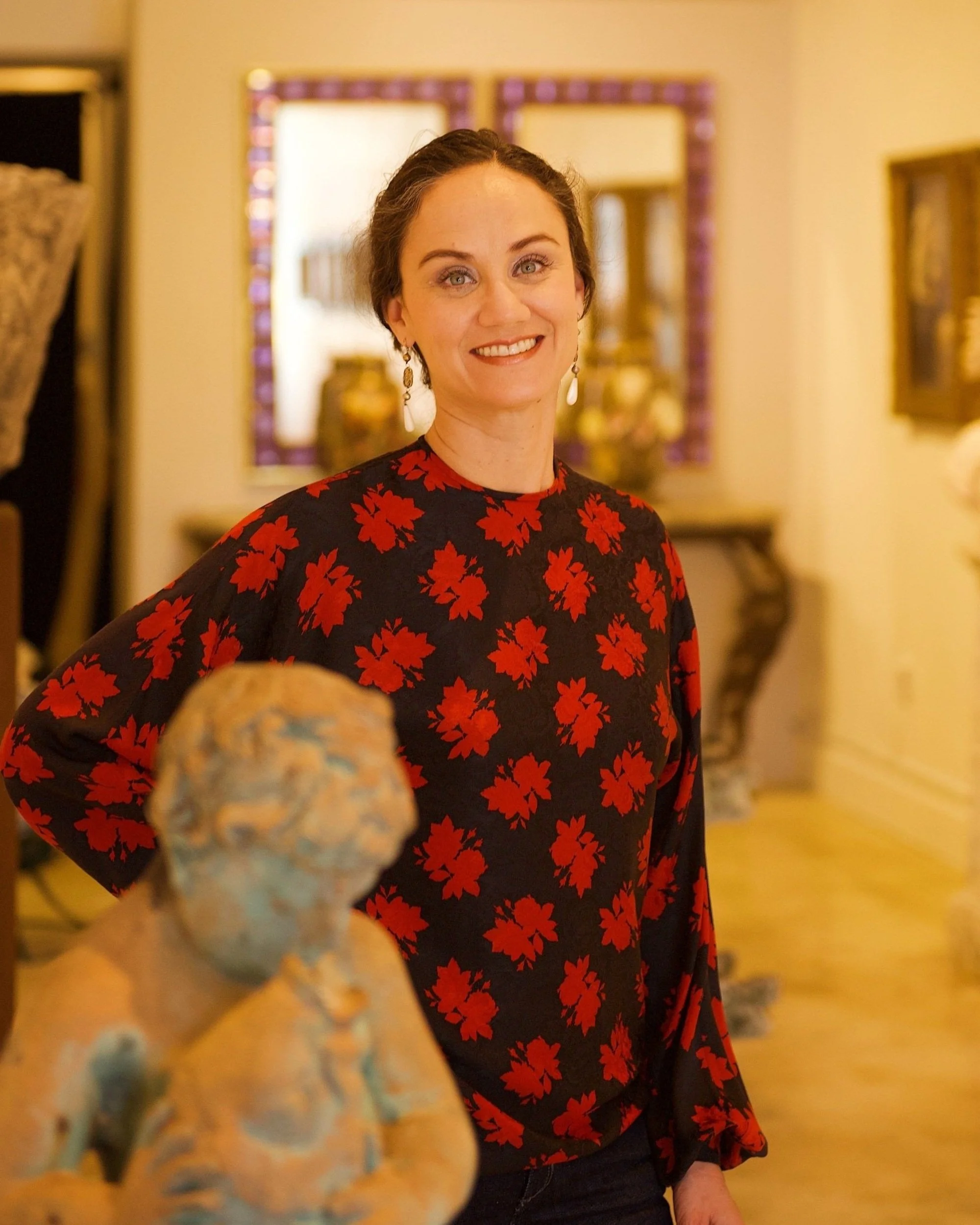 Photo of Olga Granda in art studio.