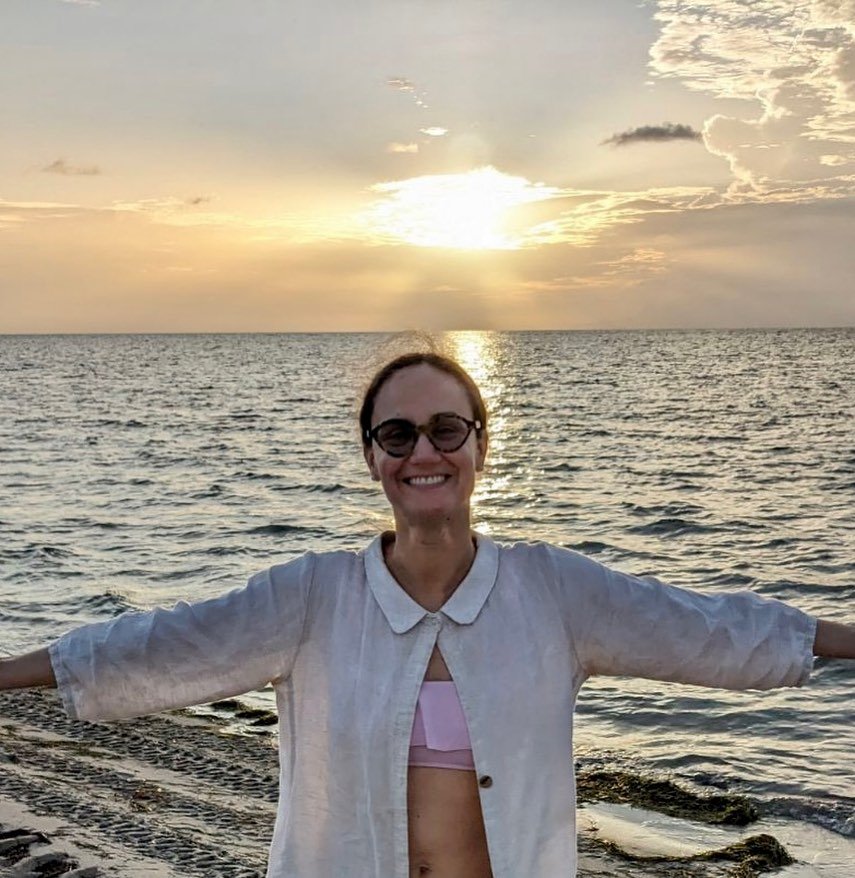 Birthday month, day 31. 

This is gratitude. 

For one more year. For forty-three years. 
For love and laughter and joy and blessings. 
For health and family, friendship and mentorship.
For magic, curiosity, play, and success. 

For welcoming it all 
