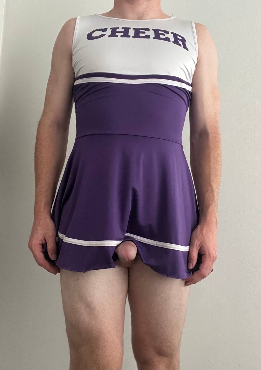 The cheerleading slut 