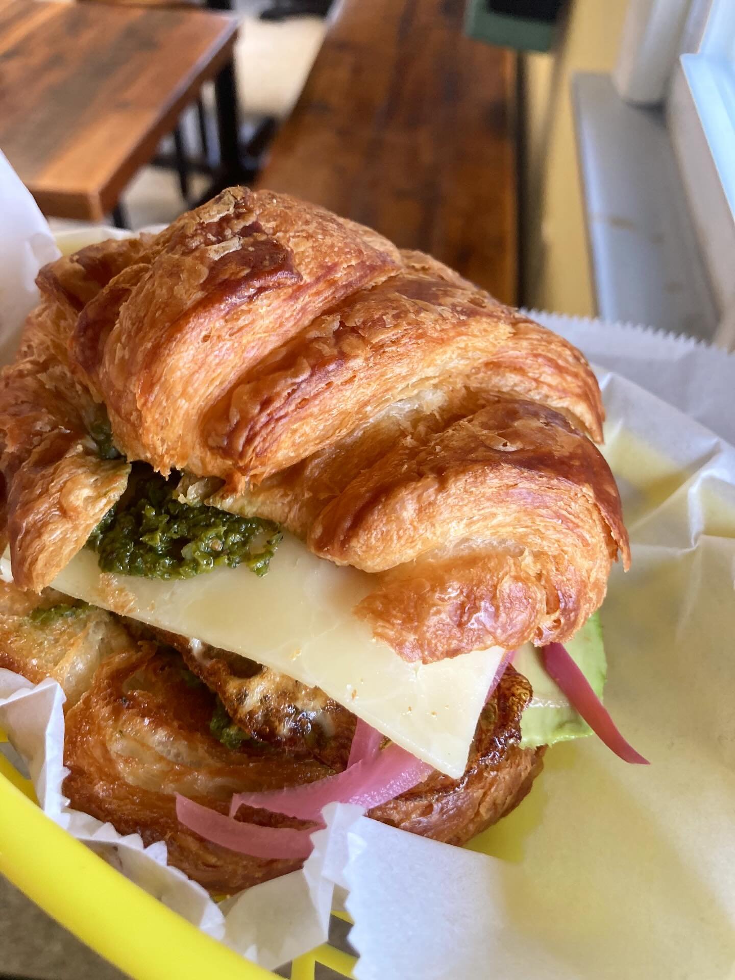 ๐ฅSpecial๐ฅ
Fried egg, chimichurri sauce, avocado, pickled red onions and cheddar cheese on a grilled croissant! ๐ฅ
#207 #maineeats