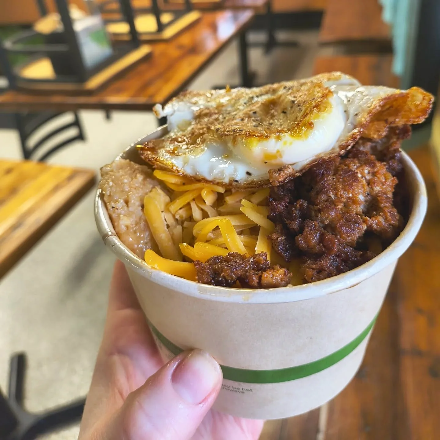 🧀 Cheese grits special ! 🧀 
Add an egg, chorizo or bacon 🥓 😋 

#207 #maineeats