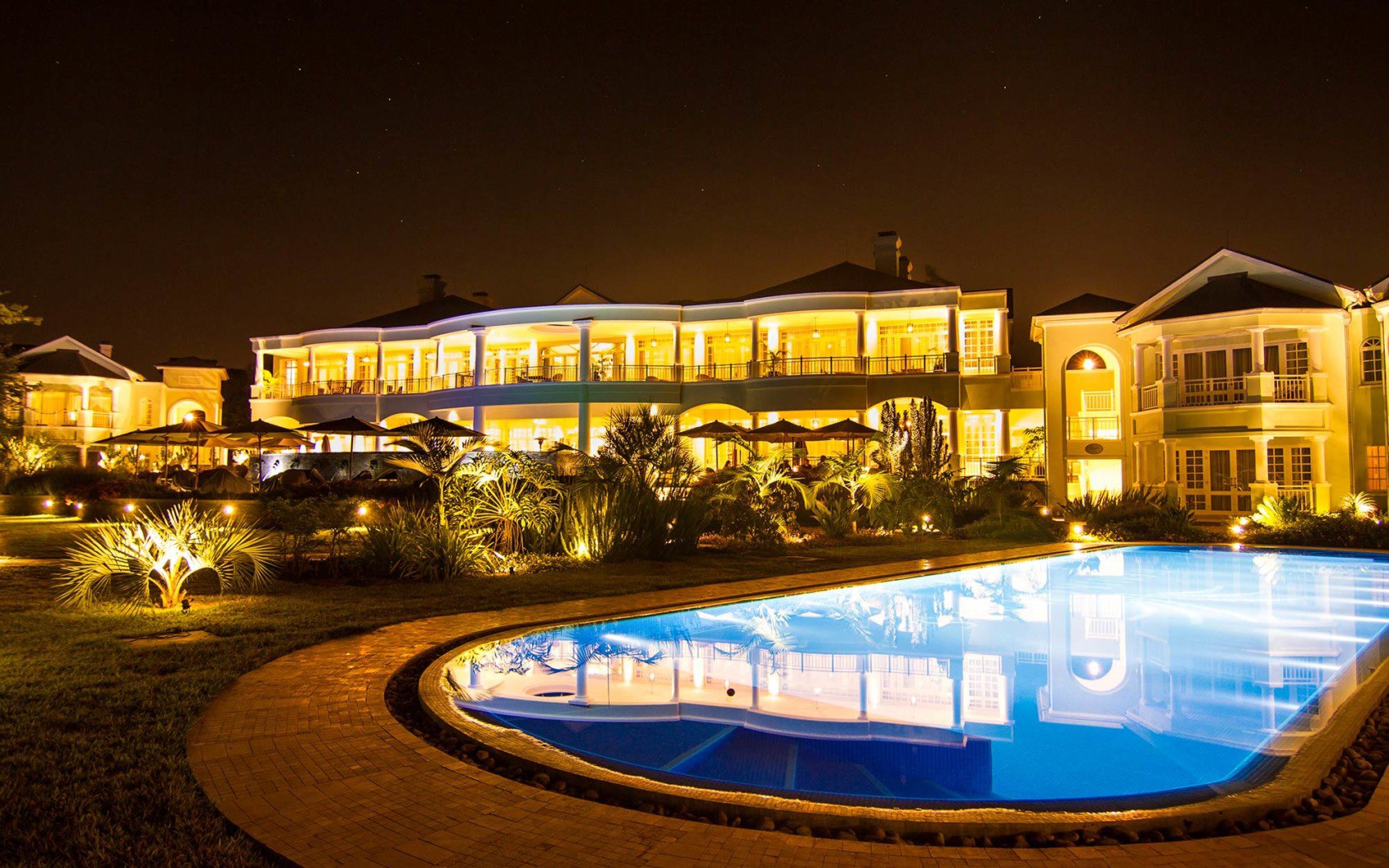 _--exterior_6-1700x1063.jpg