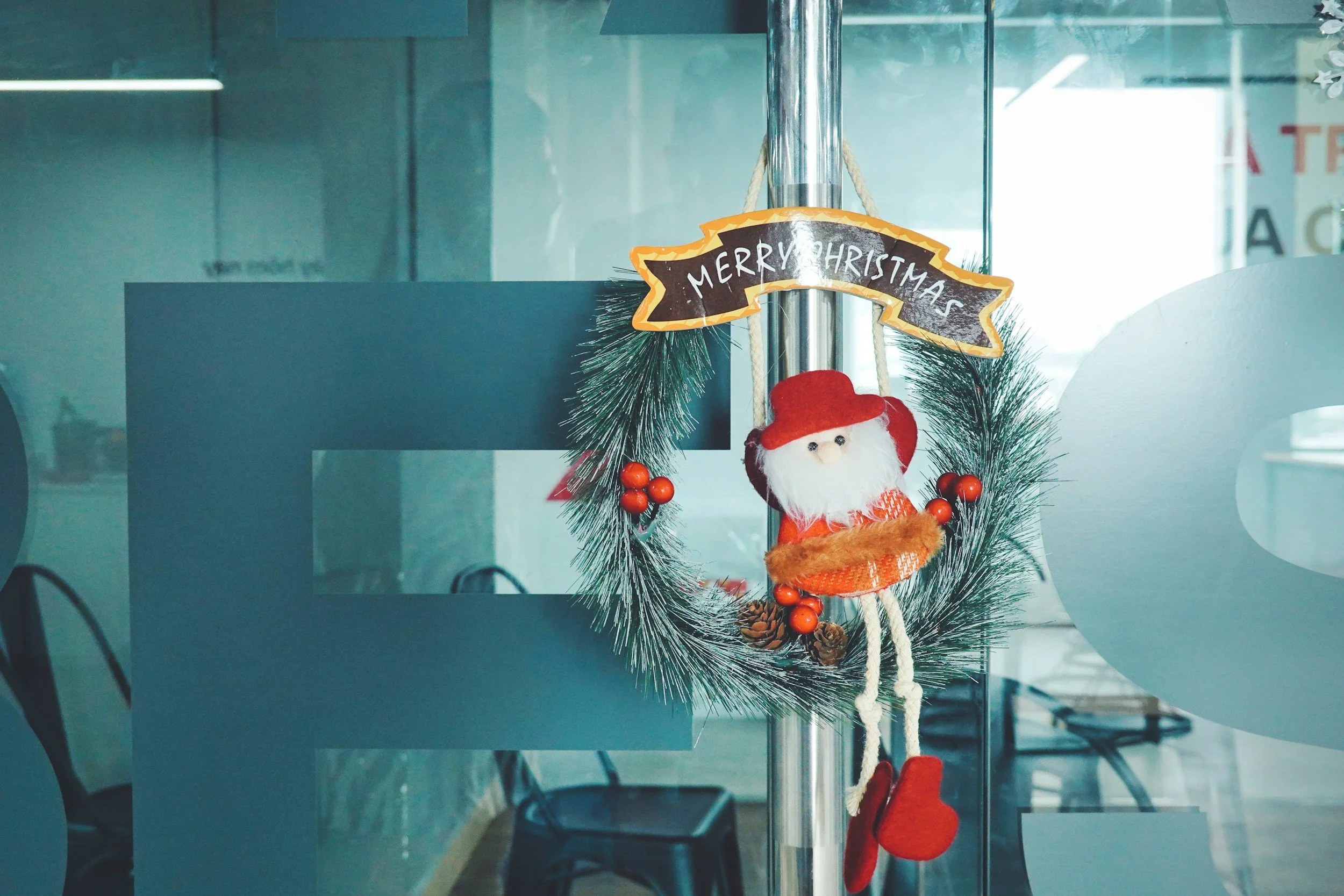 How can AI help your business during the Holiday Hustle