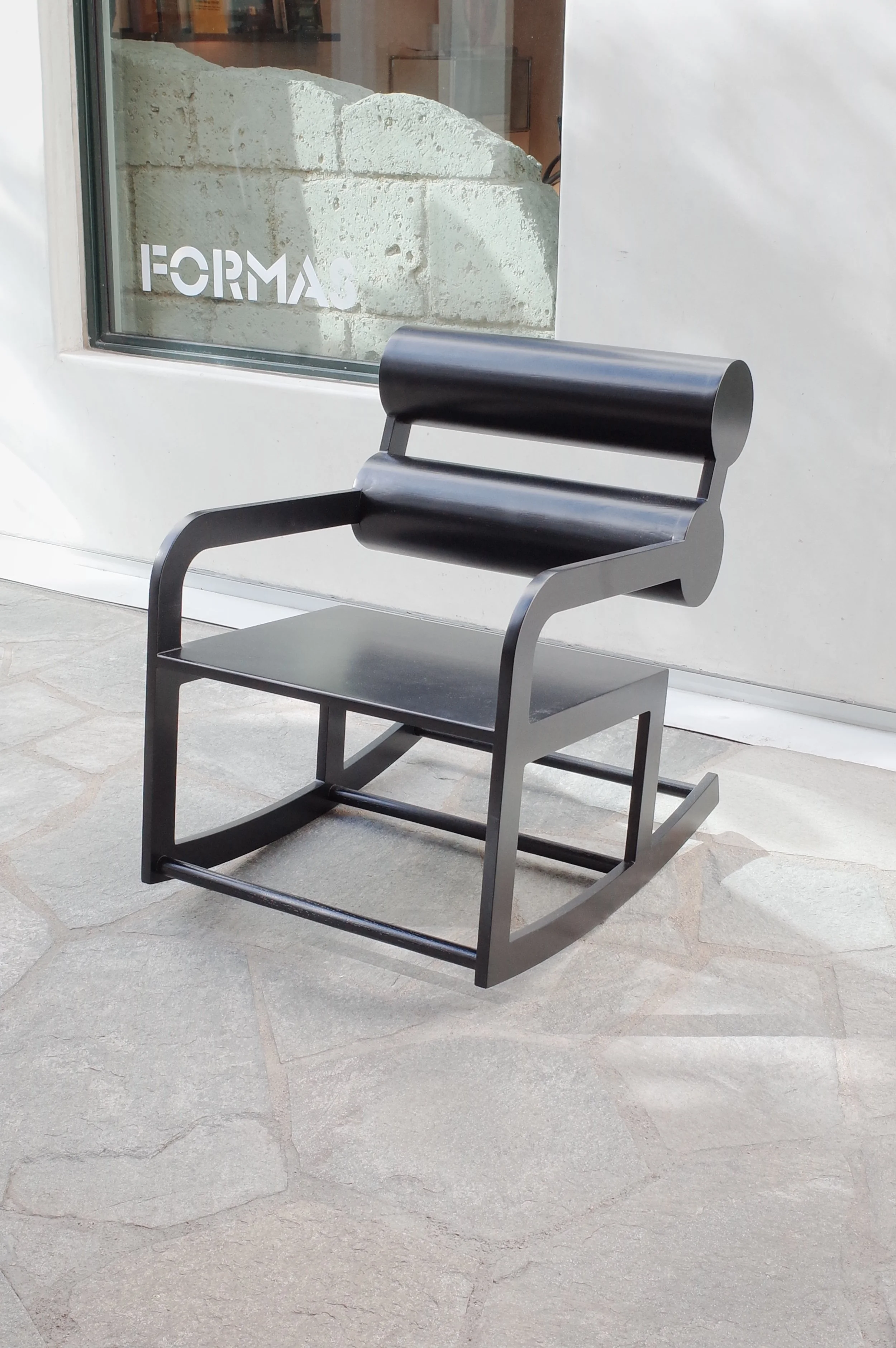 Double Cylinder Rocker by Waka Waka