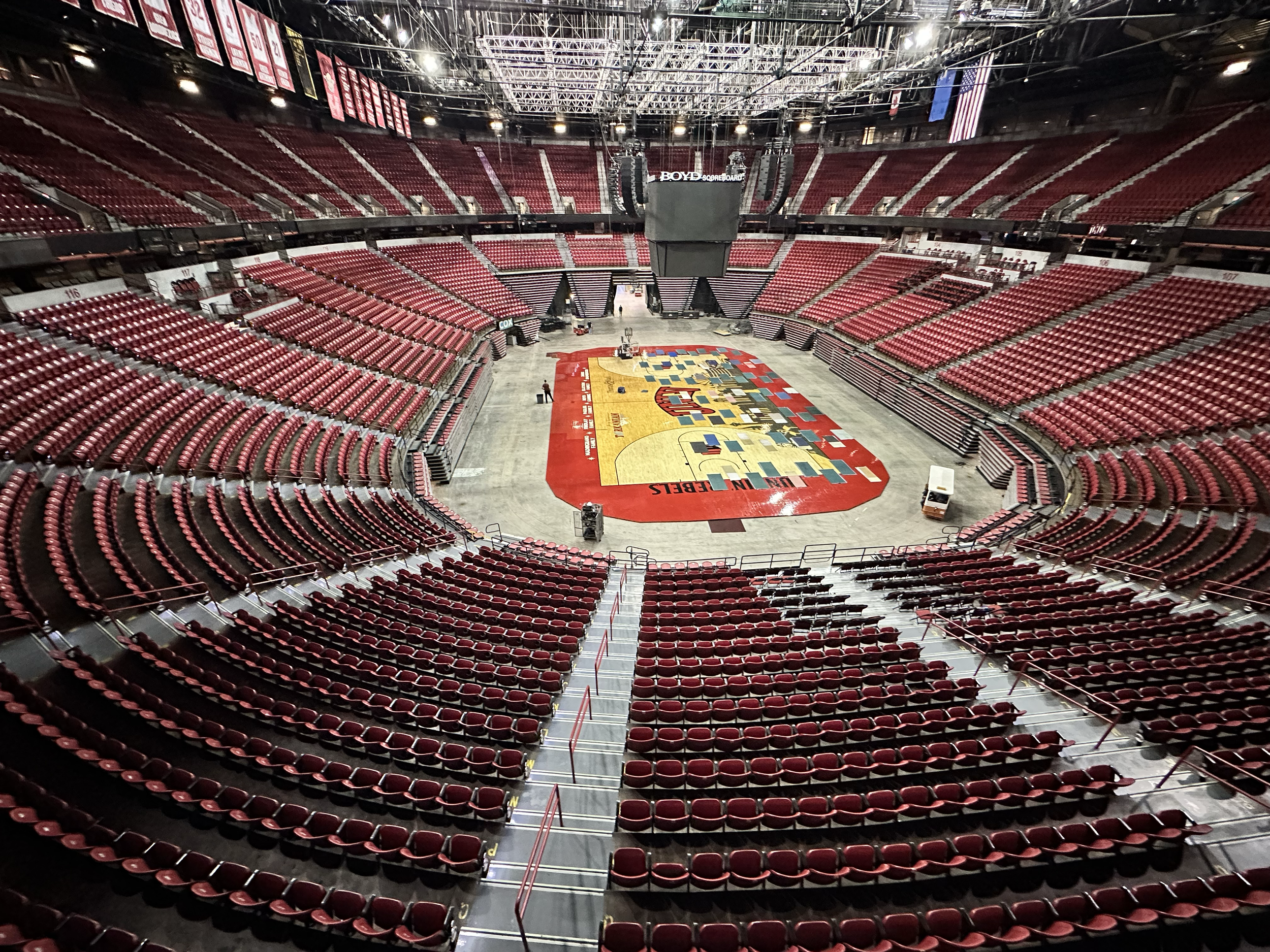 Las Vegas local campus, UNLV Thomas & Mack Center event preparations