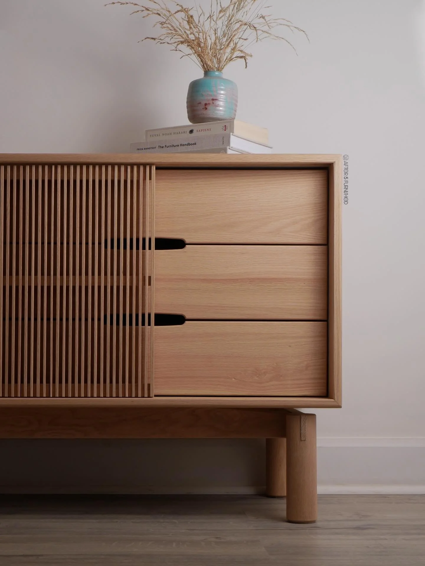 Custom built credenza looking for a new home!

I guess the new Instagram ratio is 3:4? Which makes it reaallly hard to photograph long pieces like this media unit.

But hey. When life gives you lemons, you crop the photo to capture all the cool parts