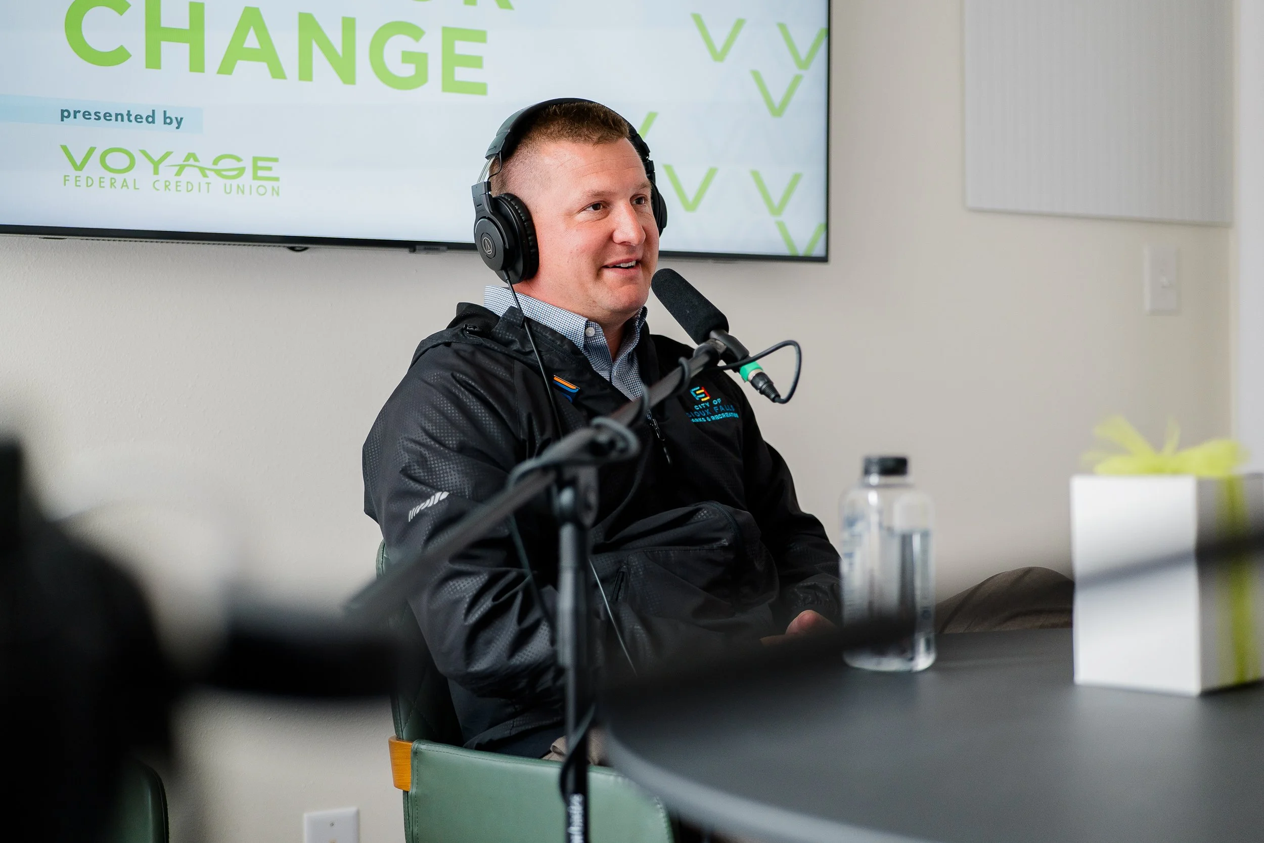 Brett Kollars in podcast studio