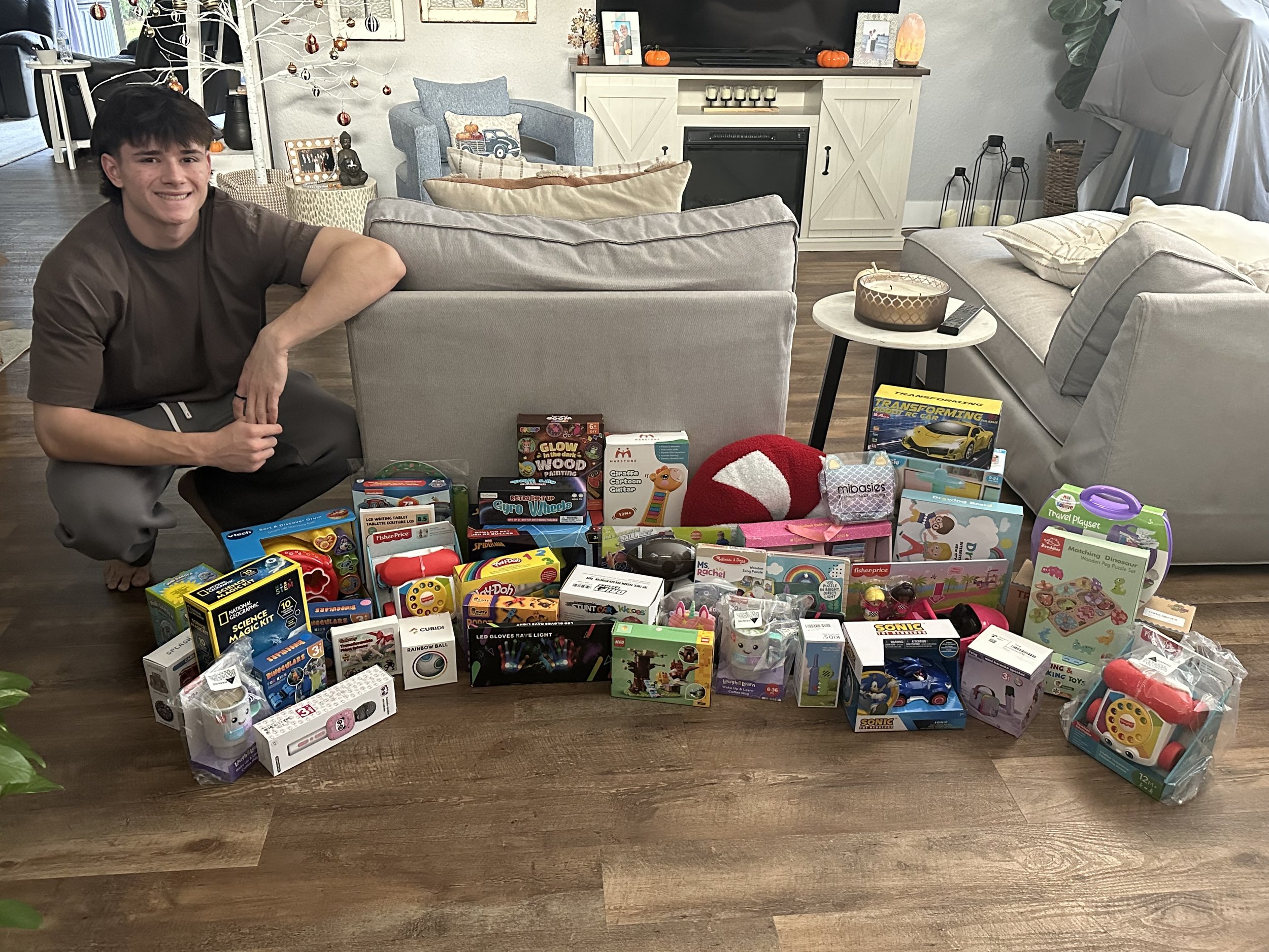 Park Vista High School STUDENT Leads Holiday Toy Drive Impacting Foster Youth in Palm Beach County