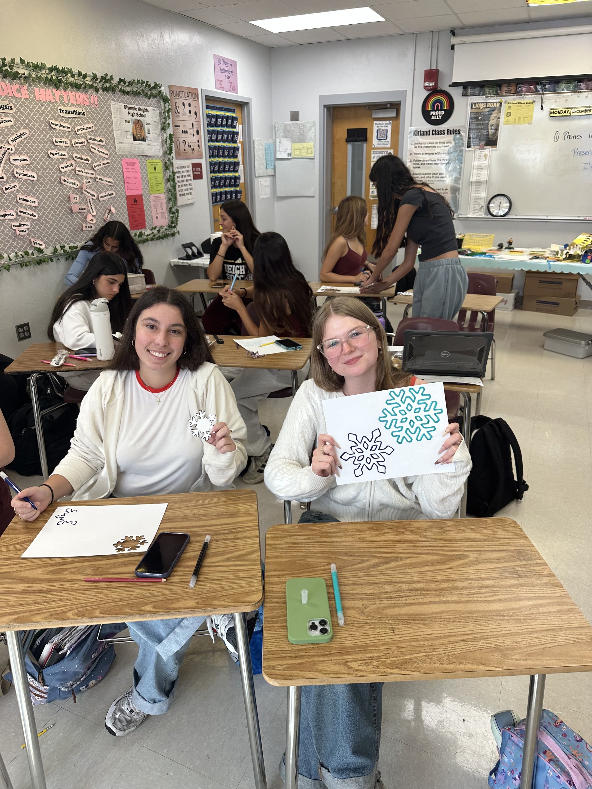 Olympic Heights High School STUDENTS Create 60 Snowflake Decorations to Brighten Holidays for Foster Youth