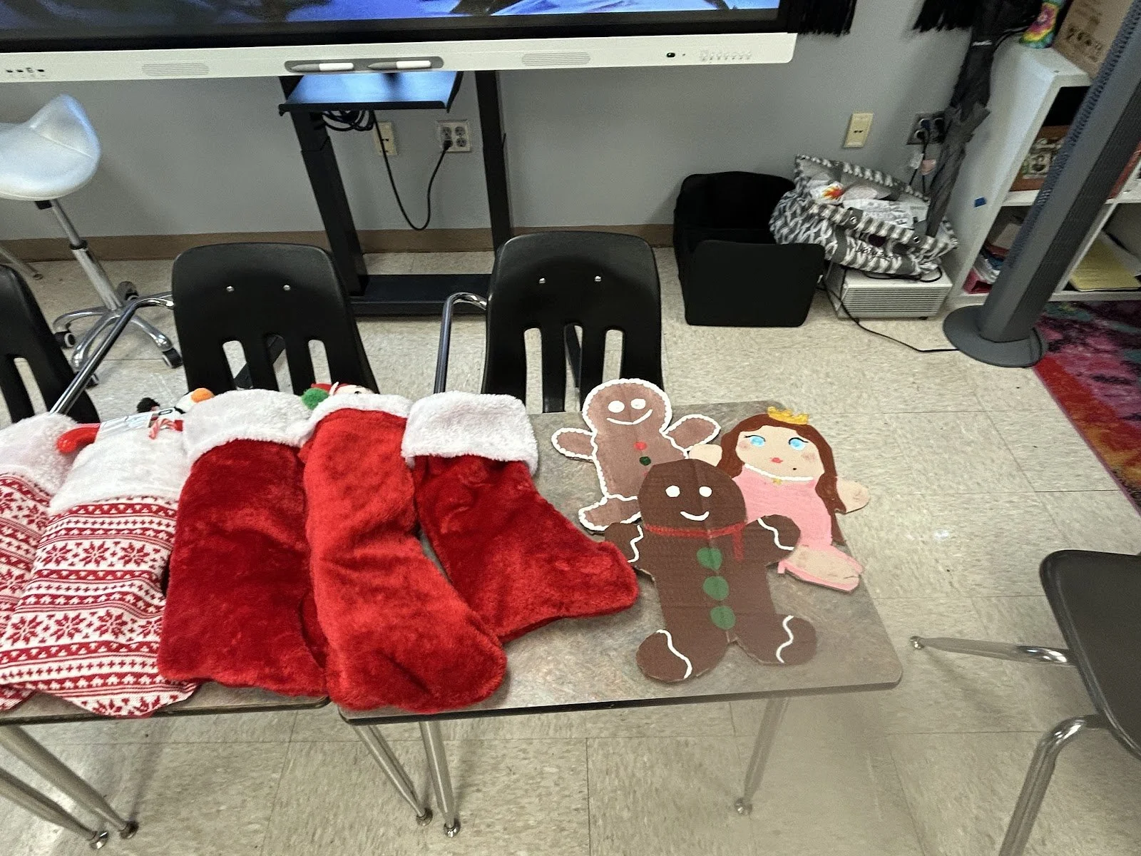 Palm Beach Central High School STUDENTS Support Older Foster Youth with “Stockings of Hope” Project