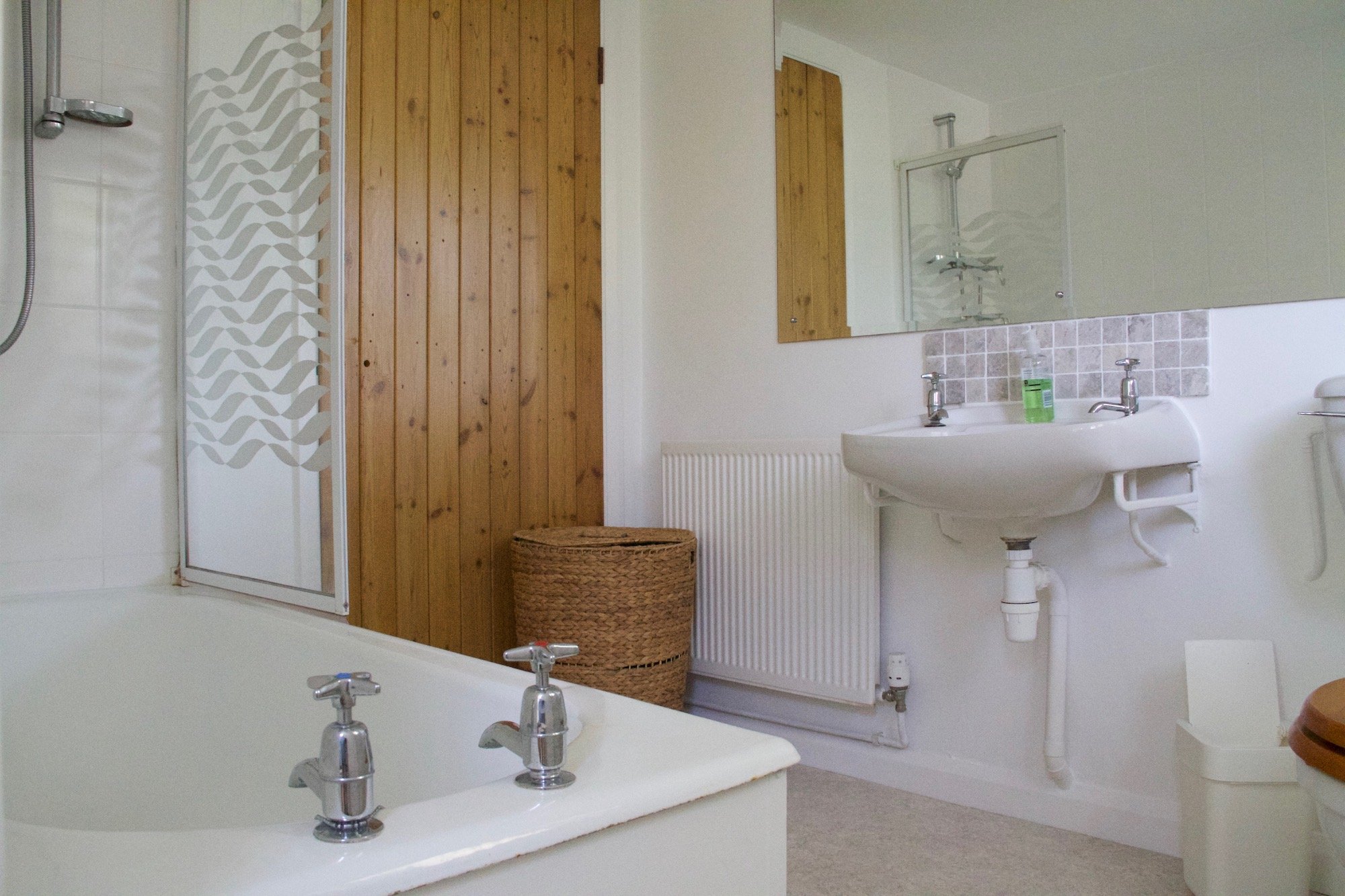Cottage 3- Bathroom