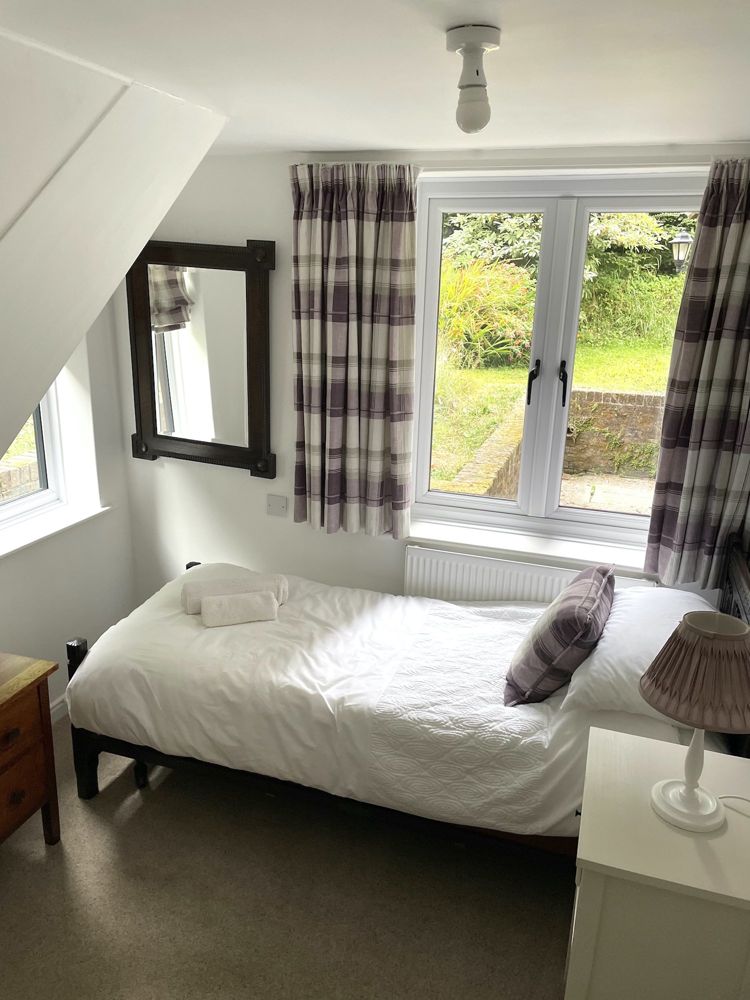 Cottage 3- Single Room