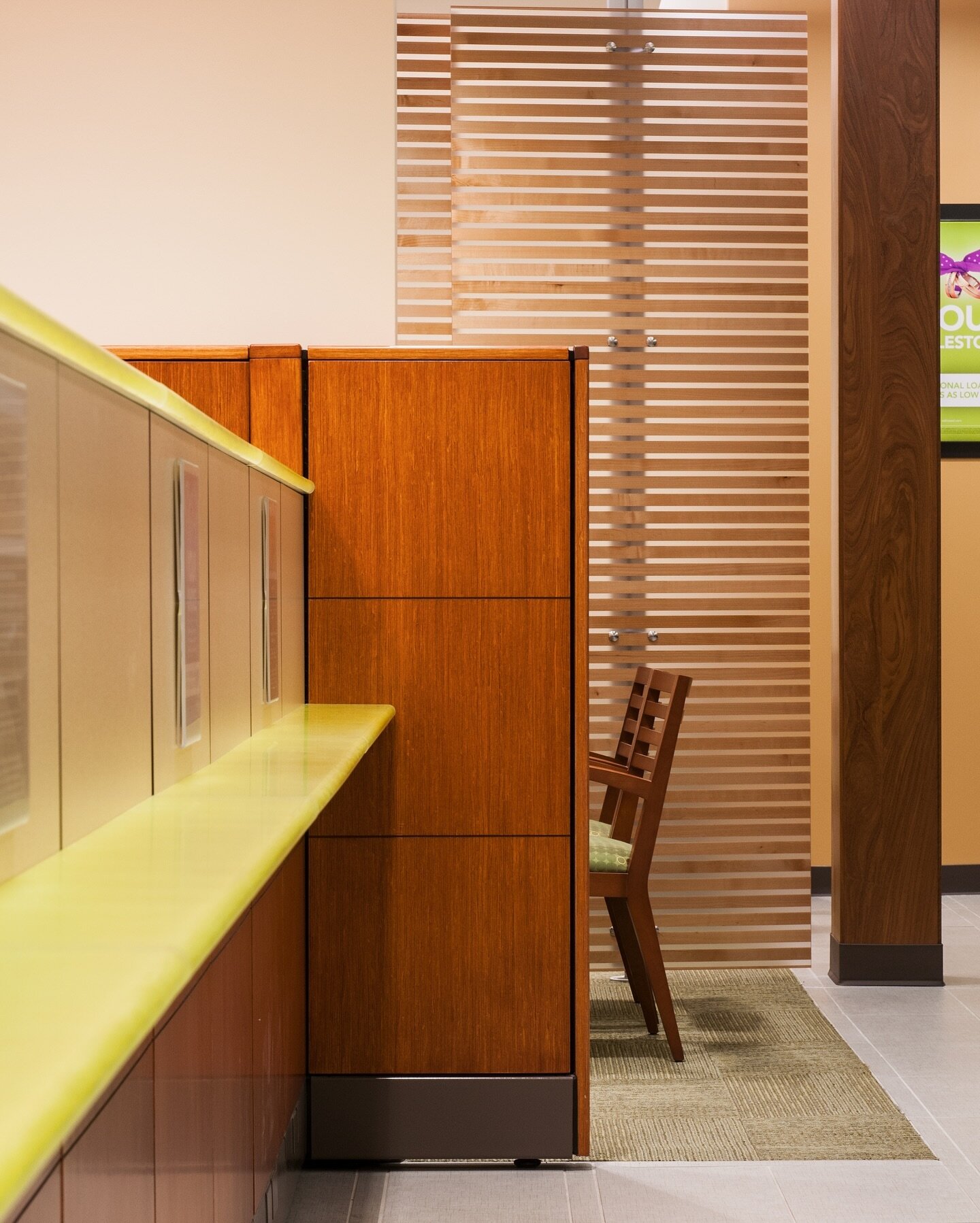 It&rsquo;s all in the details ✨.

Through a complete interior remodel with some exterior improvements, WhiteSpace Architects helped transform the American Savings Bank Kailua Branch bright, fresh, upbeat space, with improved spatial flow and modern, 