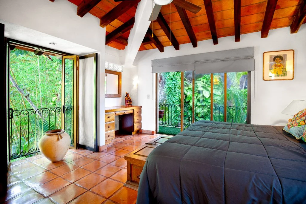ATB2. top floor bed 2 Apt-2.jpg