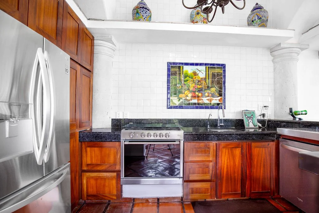 3c. Kitchen house-2.jpg