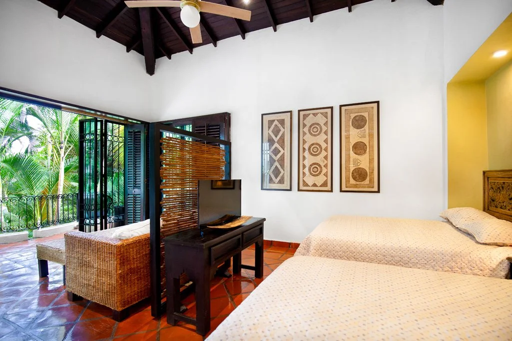 1b. double bedroom suit-2.jpg