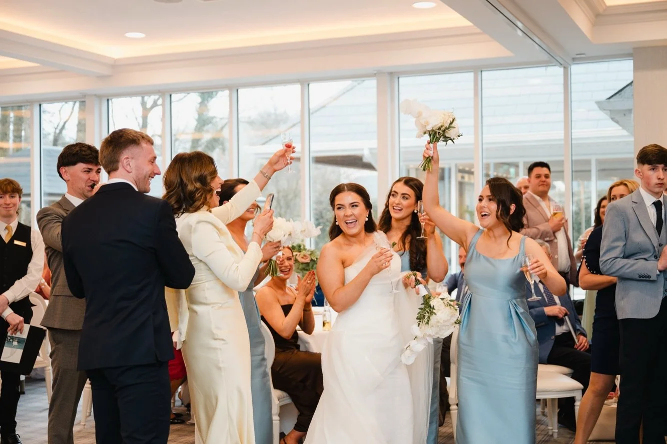 Fun times at drinks reception 🤍 soaking up the joy of the day 🤍
#drinksreception #mingletime #weddingvenue #weddingday @donegalwedding @harveyspoint 
@bronaghquinn___