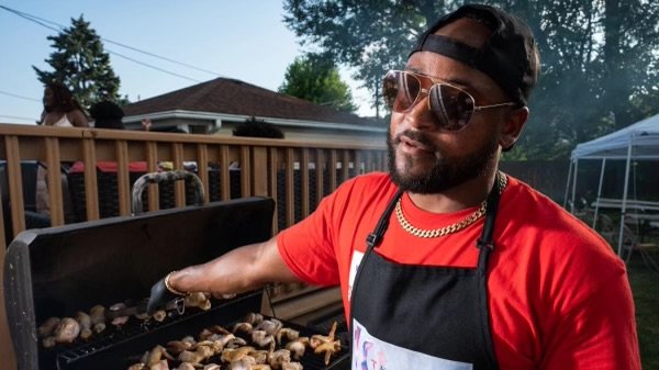 Block Club Chicago: Meet Chicago’s Footworking Barbecue Grill Master