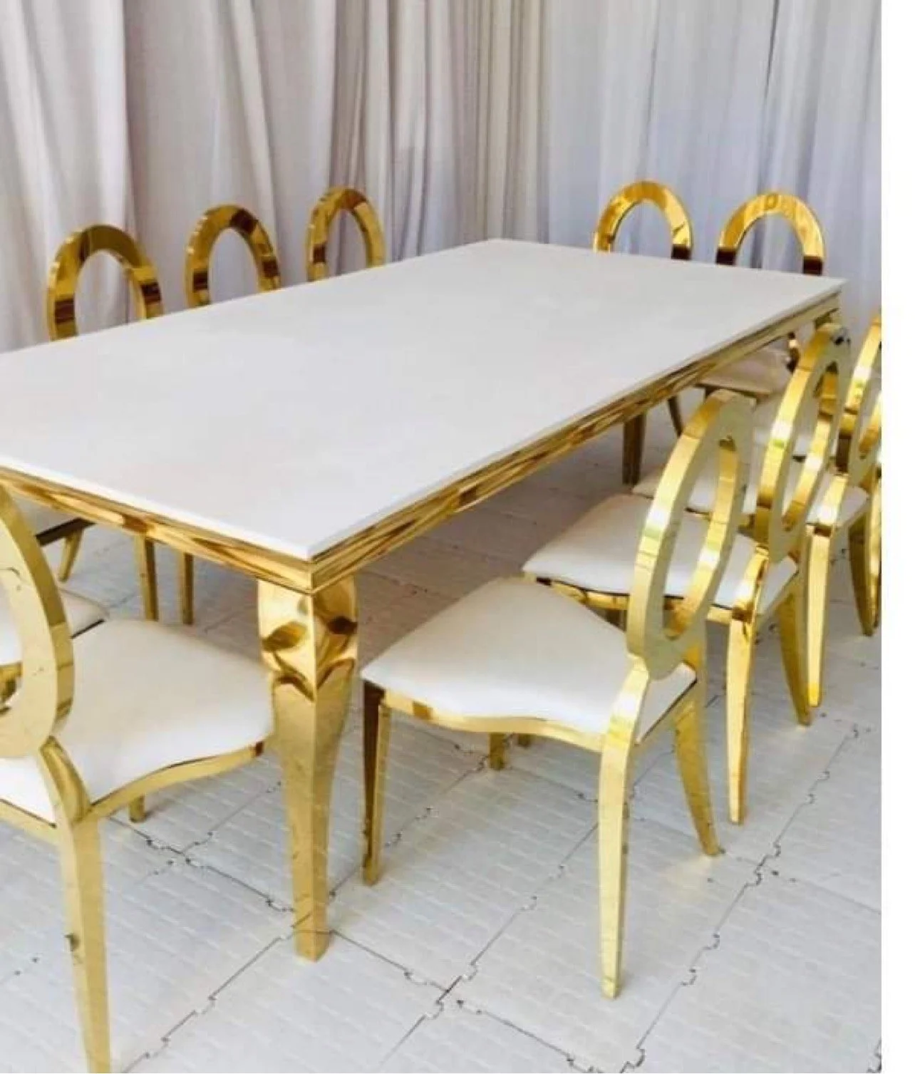 Ella tables