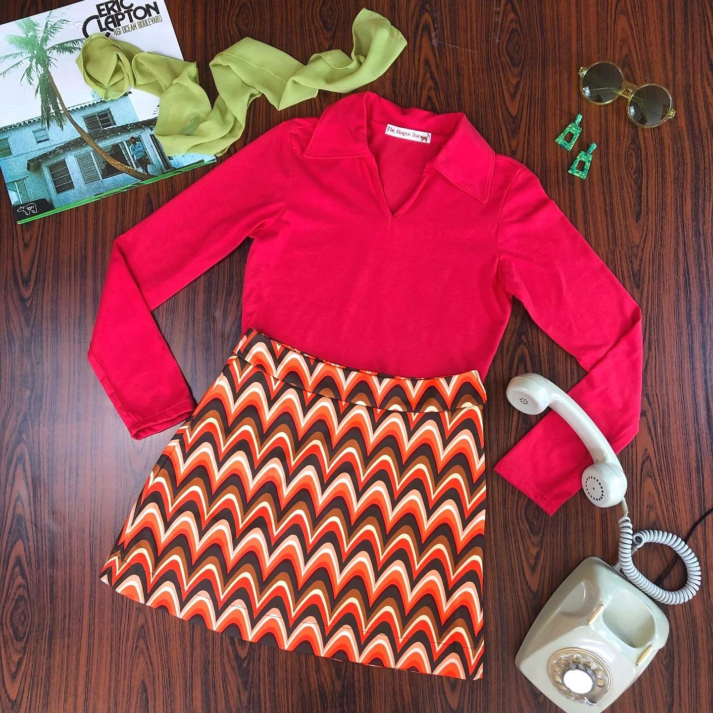 Attention! We are down to the very last few meters of the Autumn Forest print, only enough to make a couple miniskirts!🌼
This print won&rsquo;t be restocked once it&rsquo;s gone so get yourself the last groovy mini!✨
.
.
.
.
.
.
.
#70s #women #fashi