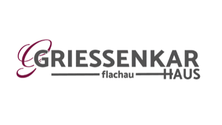 Logo des Griessenkar Flachau Hauses, mit schwarzem Hintergrund, grauem und lila Text.