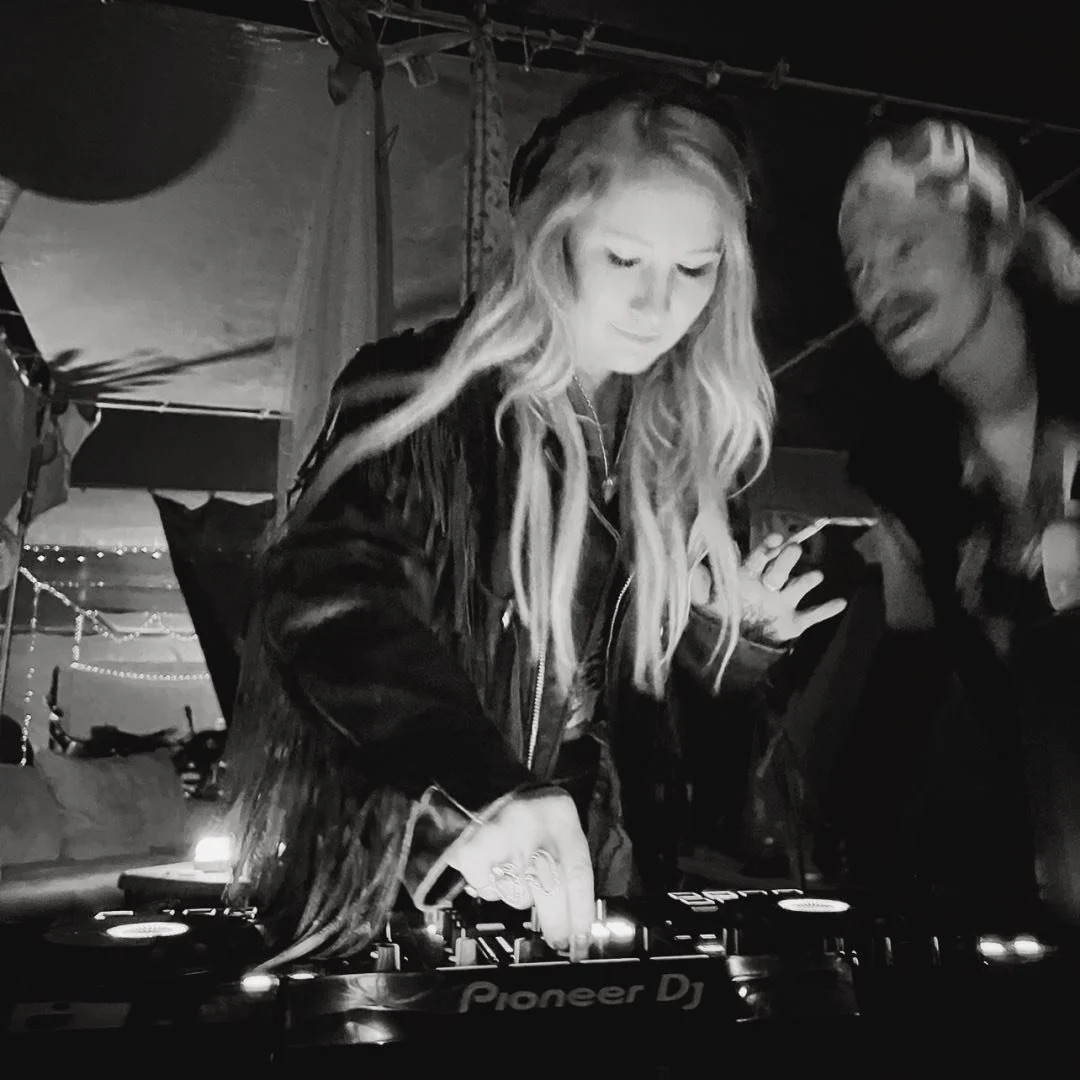 Friday DJ Night 