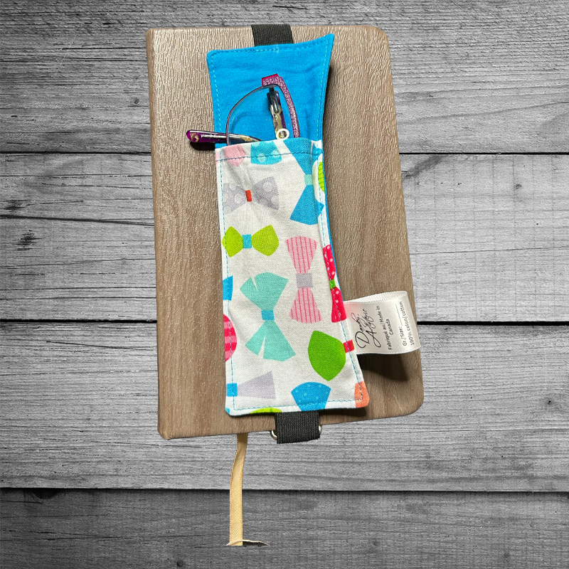 Porte-crayons Noeuds papillon 4.png