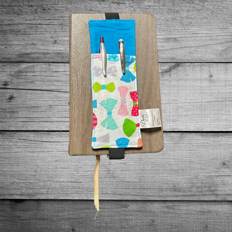 Porte-crayons pour carnets - Motifs noeuds papillon