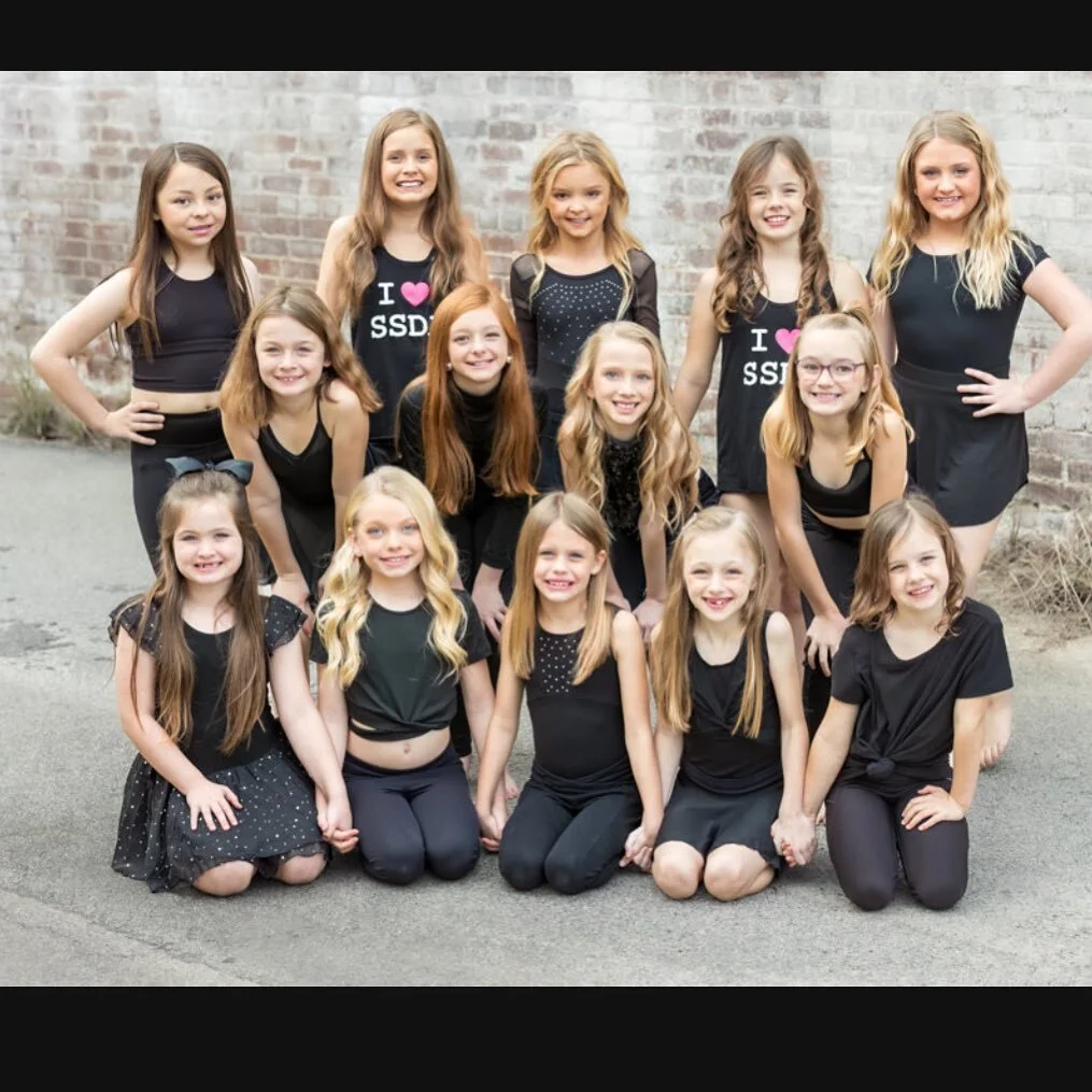 ⭐️Company Spotlight⭐️ 

Let&rsquo;s hear it for our PETITES! These kiddos are so kind spirited, loving, and work SO hard.  We are so proud of the year you all have had!