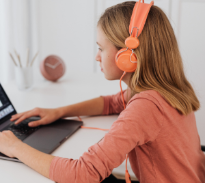 Multi-sensory learning support with Heather Down from Love Literacy Mount Maungaui