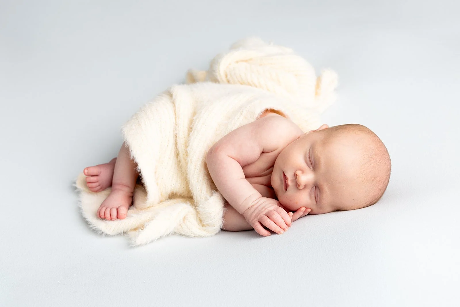 Harry 2 weeks-095.jpg