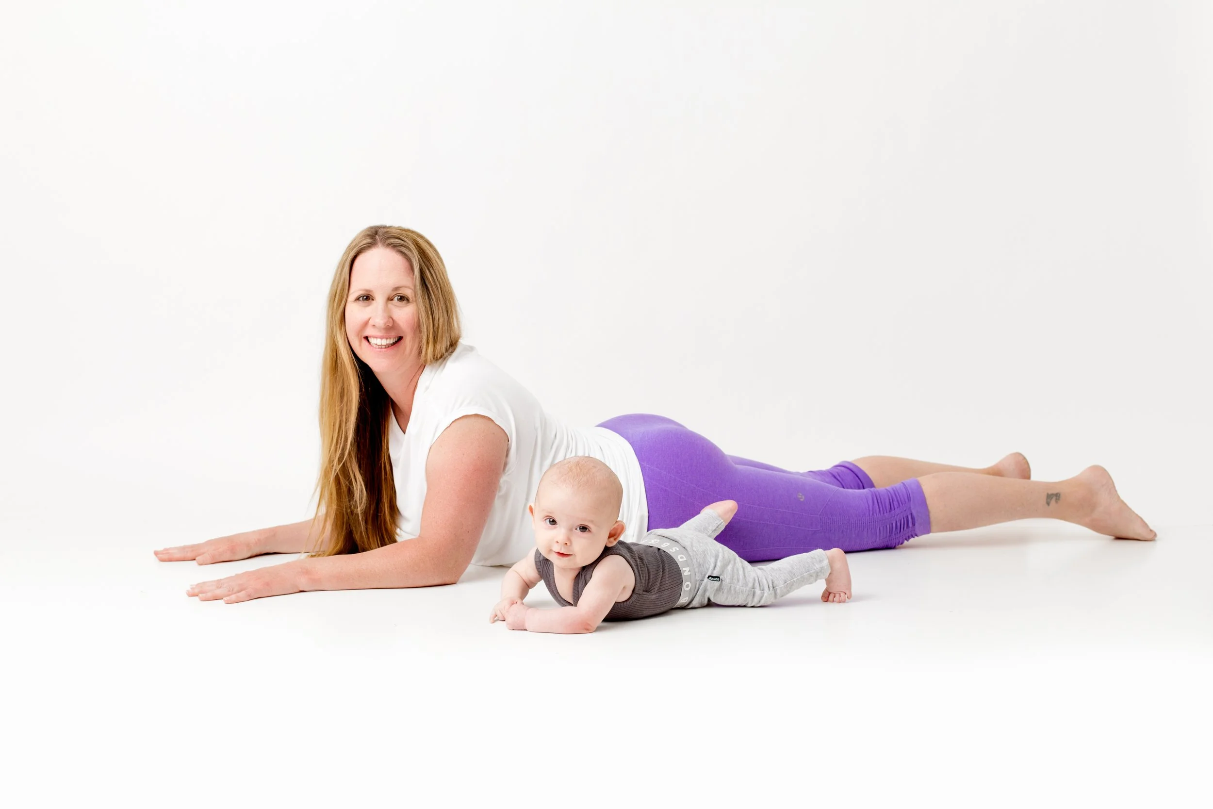 Kelly Arnold Baby Yoga-47 edit.jpg