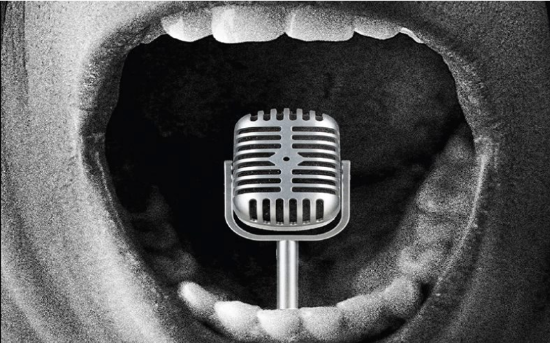 Story Slam poetry Night feat. Live painter Erika Muecke