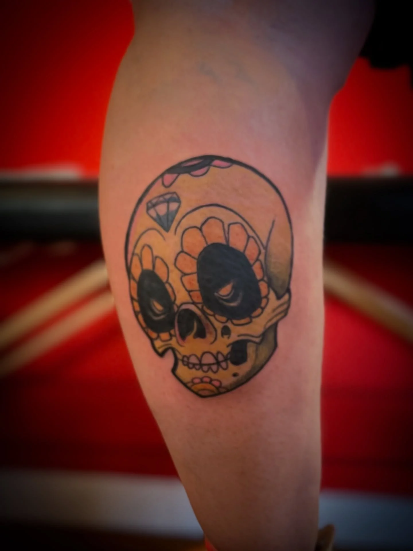 Kleiner Sugarskull @street_rock_albligen hett mega spass gmacht.. 

#uscarmeeting #americancarmeeting #carmeeting #tattoo #tatouage #goodtimes