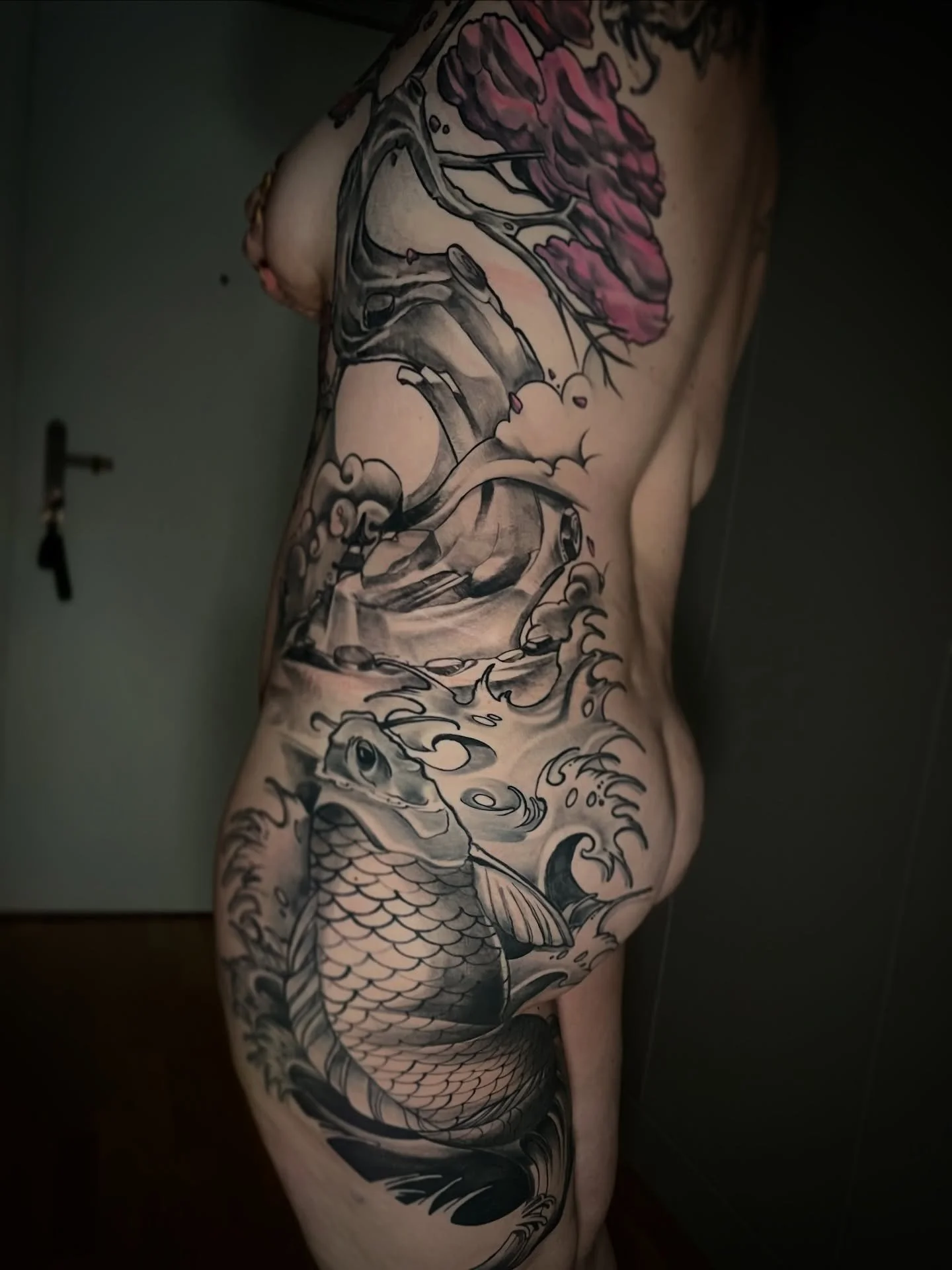 Grossprojekt komplett abgeheilt, danke f&uuml;r den Auftrag.
&mdash;&mdash;&mdash;&mdash;&mdash;&mdash;&mdash;&mdash;&mdash;&mdash;&mdash;&mdash;&mdash;
F&uuml;r Termine 031 954 2727 

#tattoo #tattooed #inked #bern #suisse #goodtimes