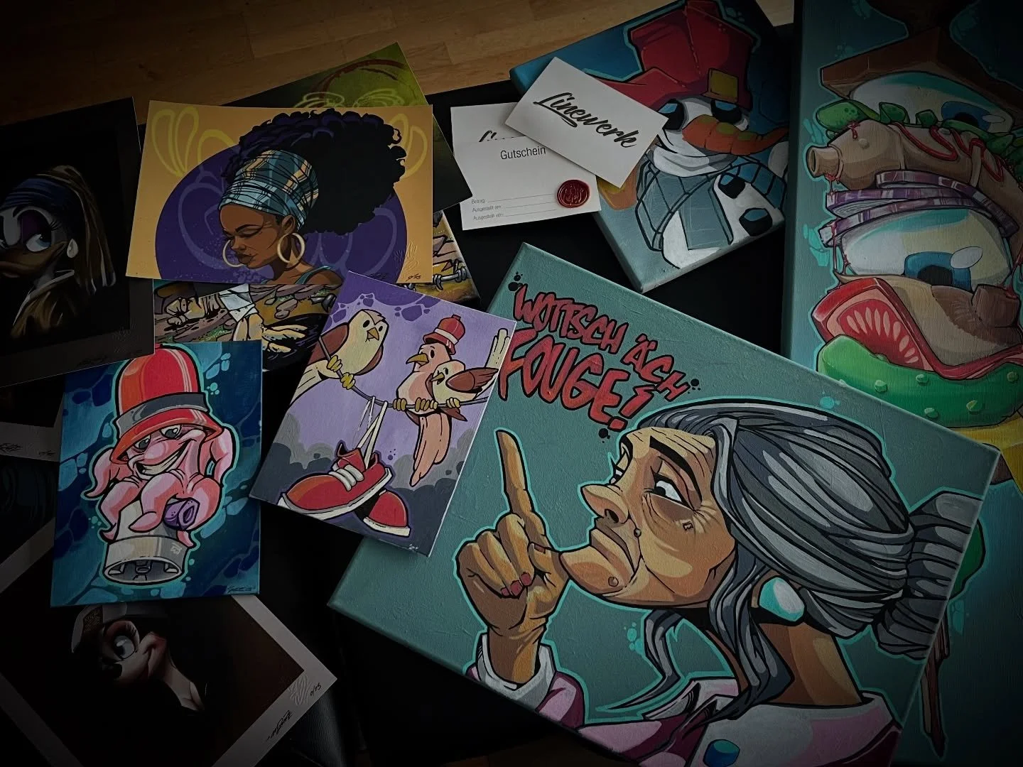 Du hesch verg&auml;sse das Wiehnachte scho n&auml;chscht Wuche isch? Immerno keni Gsch&auml;nk f&uuml;r die Liebschte?

Da cha i Dir h&auml;ufe&hellip;
Bi mir gits da paar cooli Sache 
-div. Prints (limited edition) 
-div.Bilder in Acryl uf Liinwand 