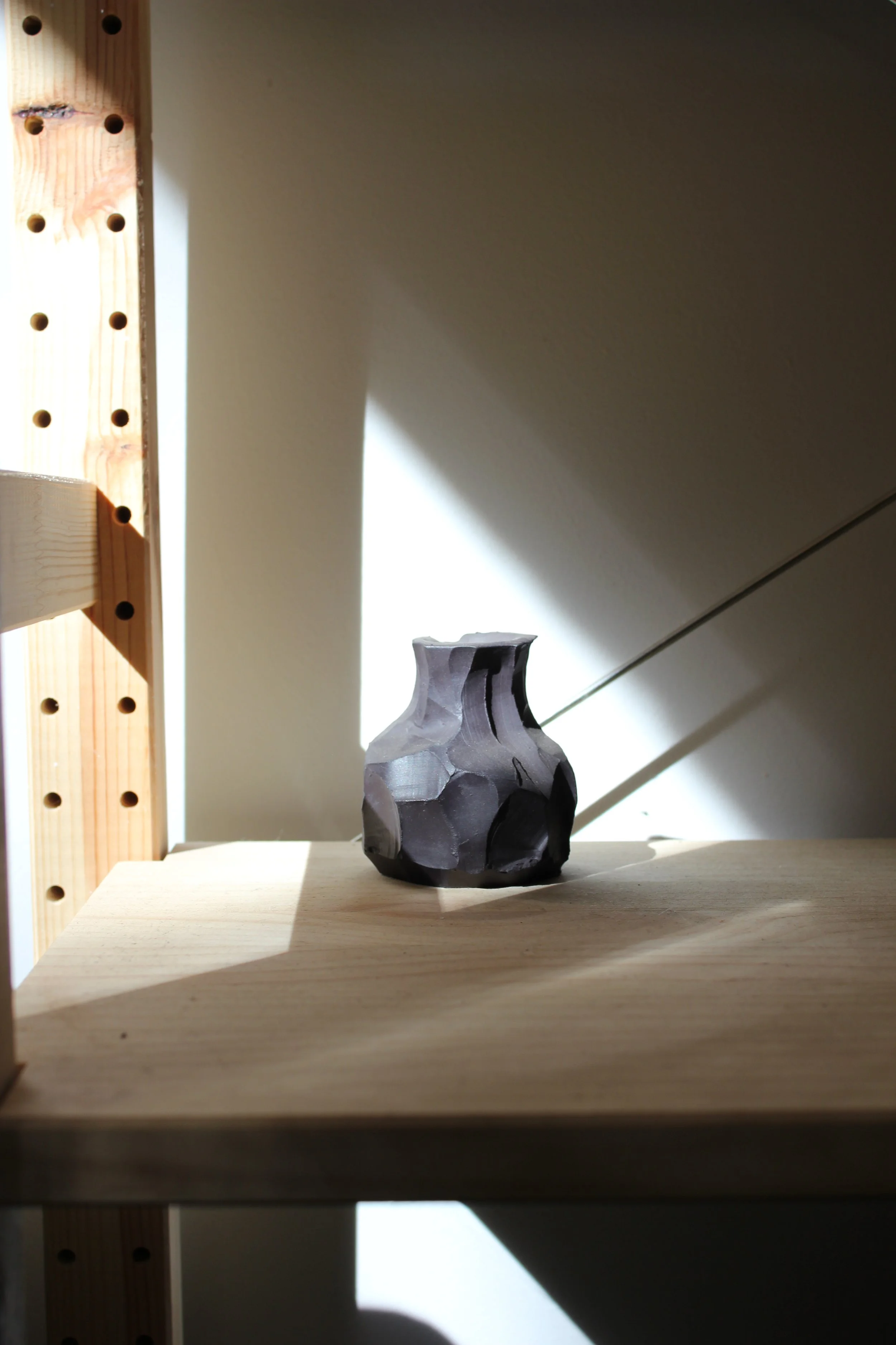 Cut Away Vase Black .JPG
