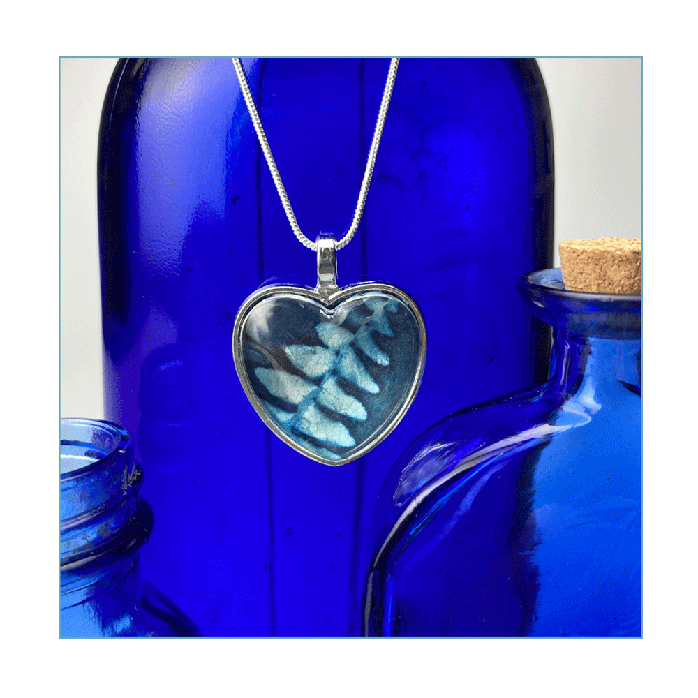 Heart-Small Leaf.gif