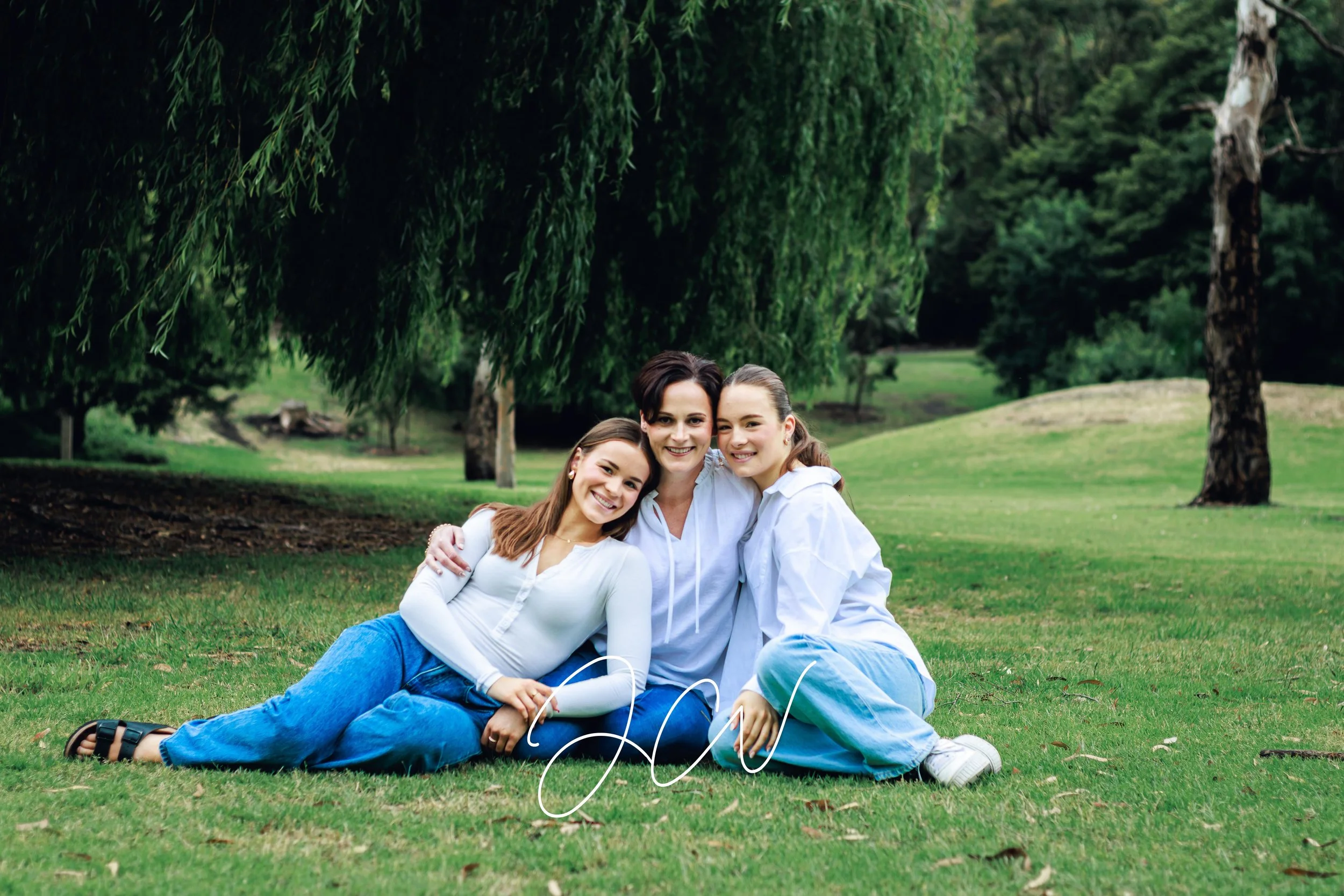 (Watermarked) 2023.11.25 - Lawrie Family - Family Photoshoot - (82 of 83) - JWcreative.jpg