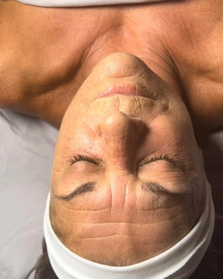 White Headband Before

No Headband After

One session.

Aging naturally in reverse! 
No Botox
No Needles
No Pain
🤍 Only sleep and relaxation during her session. 🤍

#LafayetteMassage